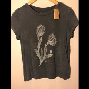 American Eagle Soft and Sexy Graphic Tee- NWT